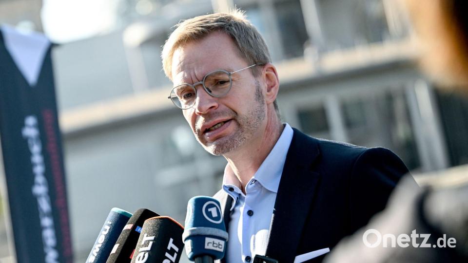 Ein Schwerpunkt-Kapitel beschäftigt sich diesmal mit den „teuren Schatten“ von Investitionen - also Folgekosten von Betrieb, Instandhaltung und Verwaltung. Bild: Britta Pedersen/dpa