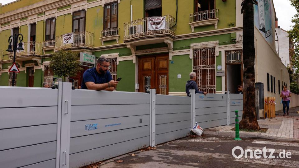 Die Menschen hatten große Angst vor einer Wiederholung des Jahrhundert-Unwetters. Bild: Rober Solsona/Europapress/dpa