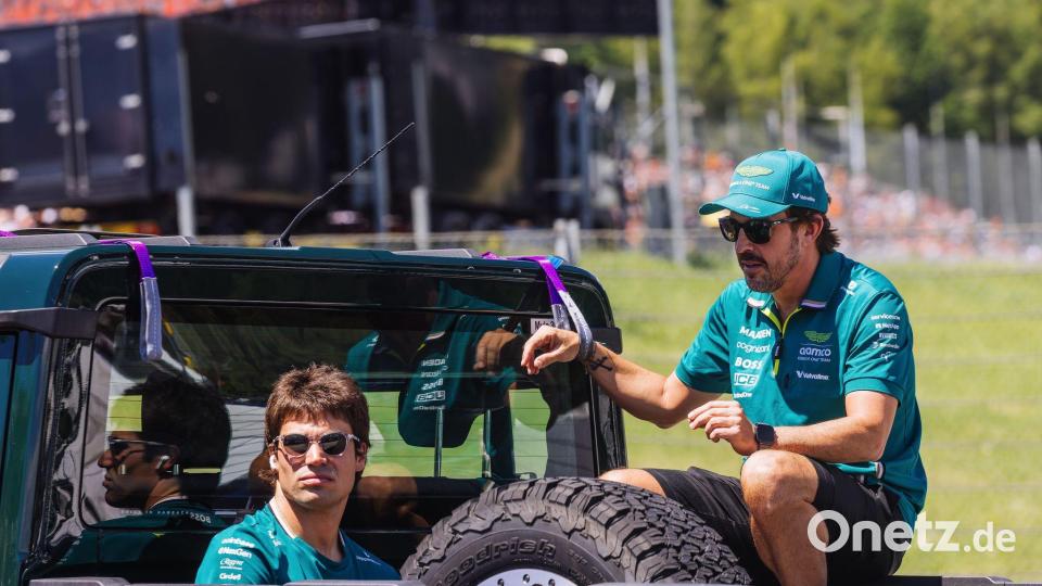 Fahren diese Saison oft hinterher: Fernando Alonso (r) und Aston-Martin-Kollege Lance Stroll. Bild: Philipp von Ditfurth/dpa