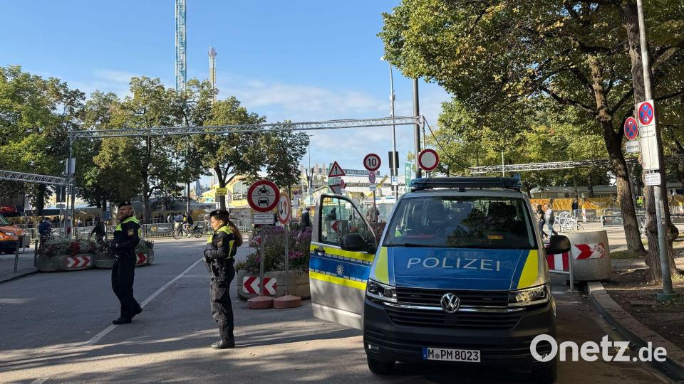 Die Polizei kündigte Suchmaßnahmen an. Bild: Manuel Schwarz/dpa