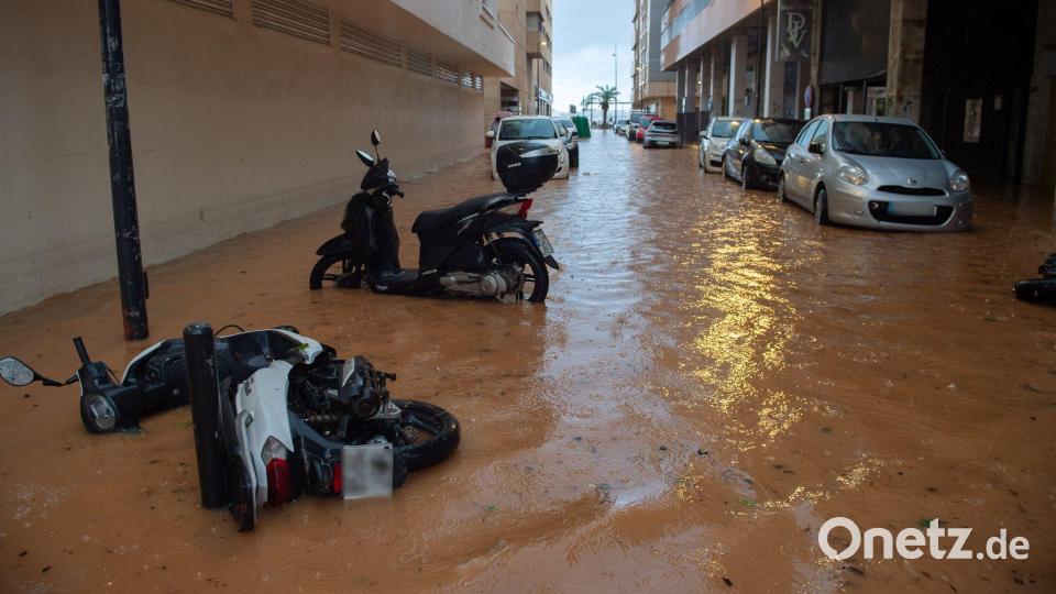 So viel Regen fällt auf Ibiza sonst in einem halben Jahr. Bild: Germán Lama/EUROPA PRESS/dpa