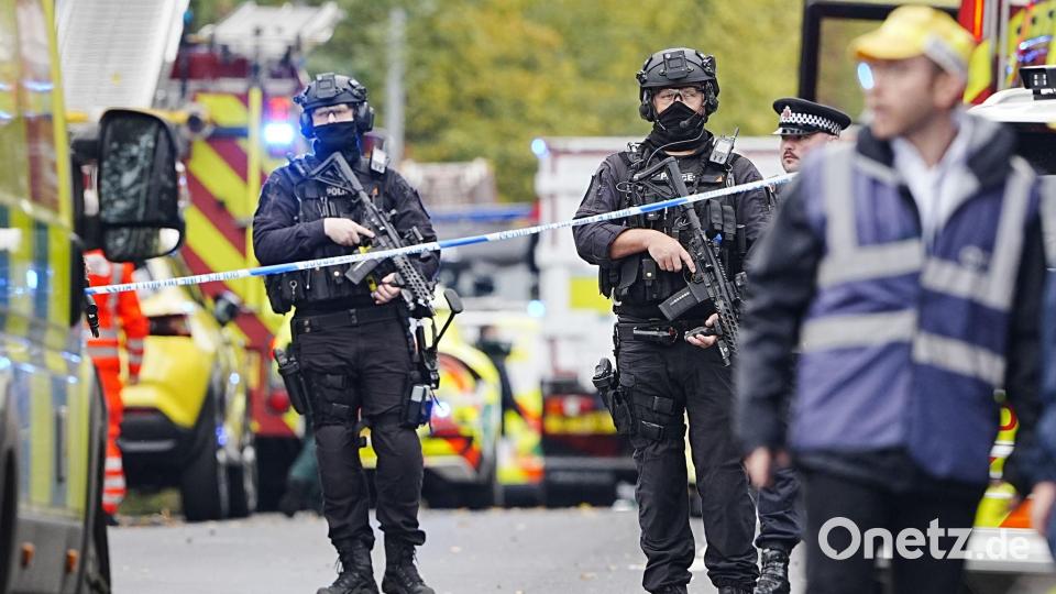 Manchester: Großeinsatz der Polizei nach Angriff an Synagoge mit mehreren Verletzten. Bild: Peter Byrne/PA Wire/dpa