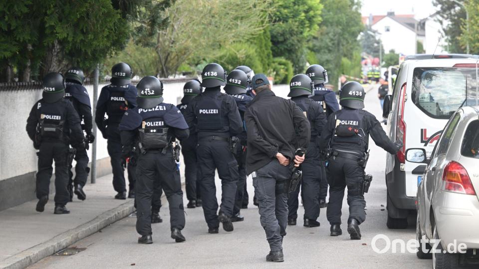 Mit einem Großaufgebot war die Polizei im Münchner Norden im Einsatz, ebenso auf dem Oktoberfest. Bild: Felix Hörhager/dpa