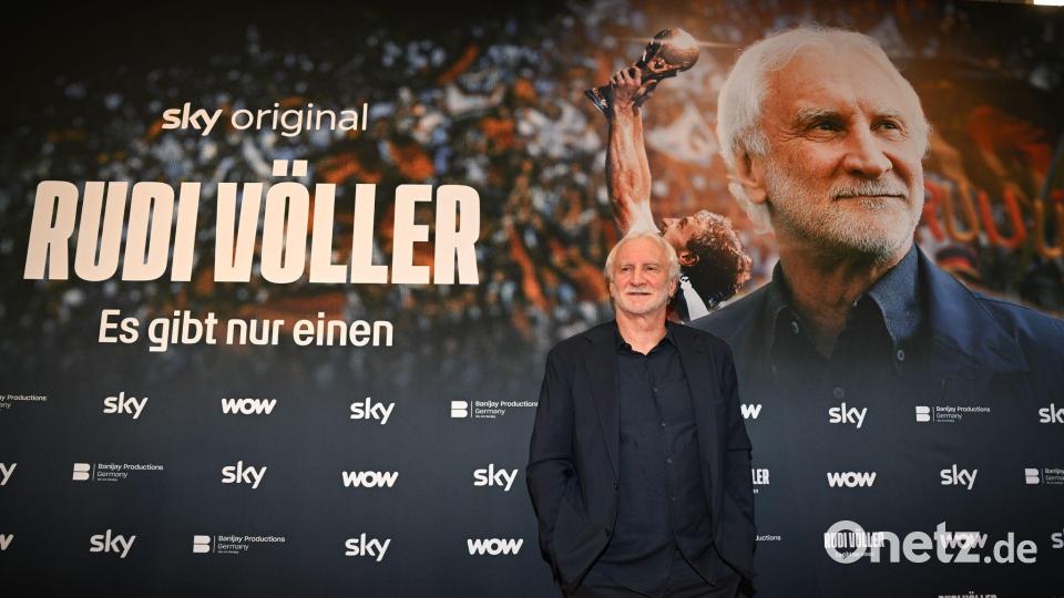 Verteidigt Wirtz: DFB-Sportdirektor Rudi Völler. Bild: Arne Dedert/dpa