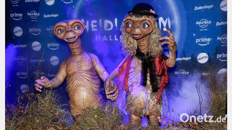 Heidi Klum ist für ihre irrwitzigen Halloween-Kostüme bekannt. (Archivbild) Bild: Evan Agostini/Invision/AP/dpa