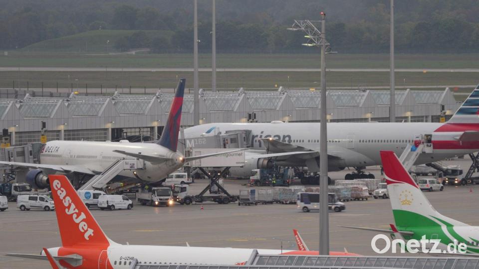 Reisende müssen aber weiter mit Verzögerungen rechnen. Bild: Enrique Kaczor/onw-images/dpa