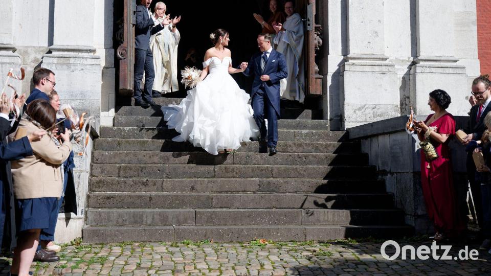 Stolzes Paar: Joe und Andrea Laschet haben geheiratet Bild: Henning Kaiser/dpa
