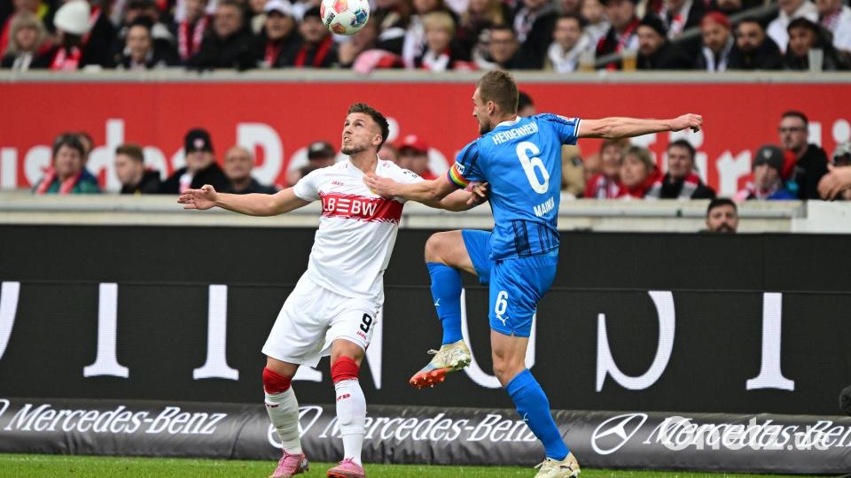 Der VfB mit Stürmer Ermedin Demirovic rieb sich an Heidenheims Defensive auf. Bild: Bernd Weißbrod/dpa