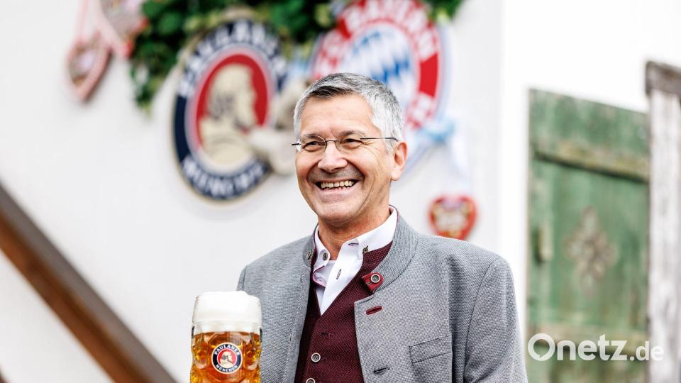 Bayerns Präsident Herbert Hainer hat nach so einem Saisonstart seiner Fußballer gut lachen. Bild: Matthias Balk/dpa