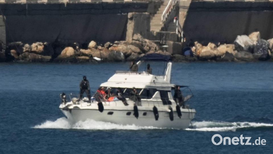 Die israelische Marine hatte am Freitag das letzte der insgesamt 42 Boote der Flottille abgefangen. (Archivfoto) Bild: Leo Correa/AP/dpa