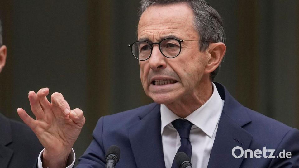Der Chef der Konservativen war mit der Zusammensetzung des neuen Kabinetts unzufrieden oder drohte mit dem Rückzug aus der Regierung (Archivbild). Bild: Christophe Ena/AP/dpa