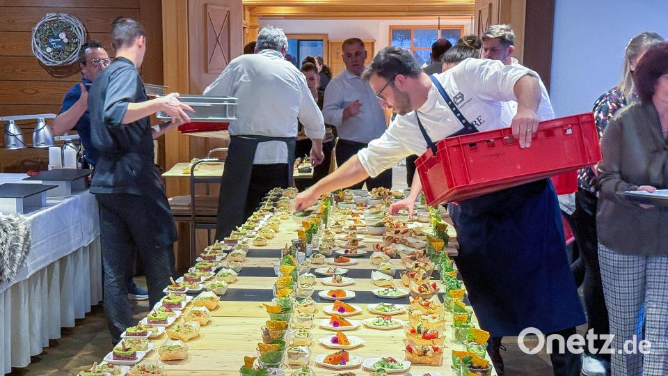 Die Schlemmerwochen sind im Gasthaus zum Wulfen offiziell eröffnet worden. Bild: Wolfgang Steinbacher