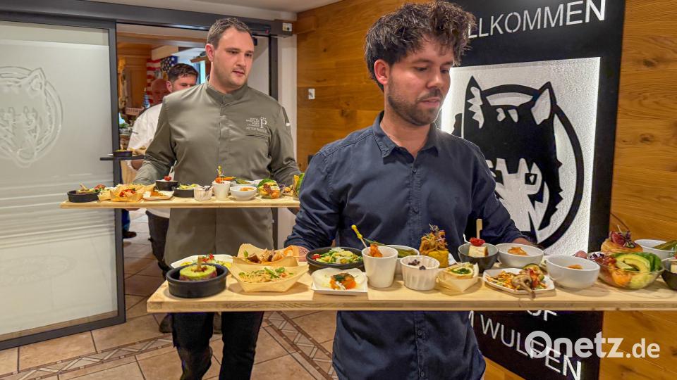 Zum Auftakt der Schlemmerwochen wurden jede Menge Leckereien serviert. Bild: Wolfgang Steinbacher