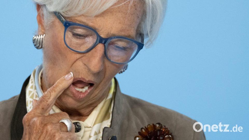 Die Euro-Währungshüter um EZB-Präsidentin Christine Lagarde haben einen gut bestückten Instrumentenkasten für Krisen im Euroraum. (Archivbild) Bild: Boris Roessler/dpa