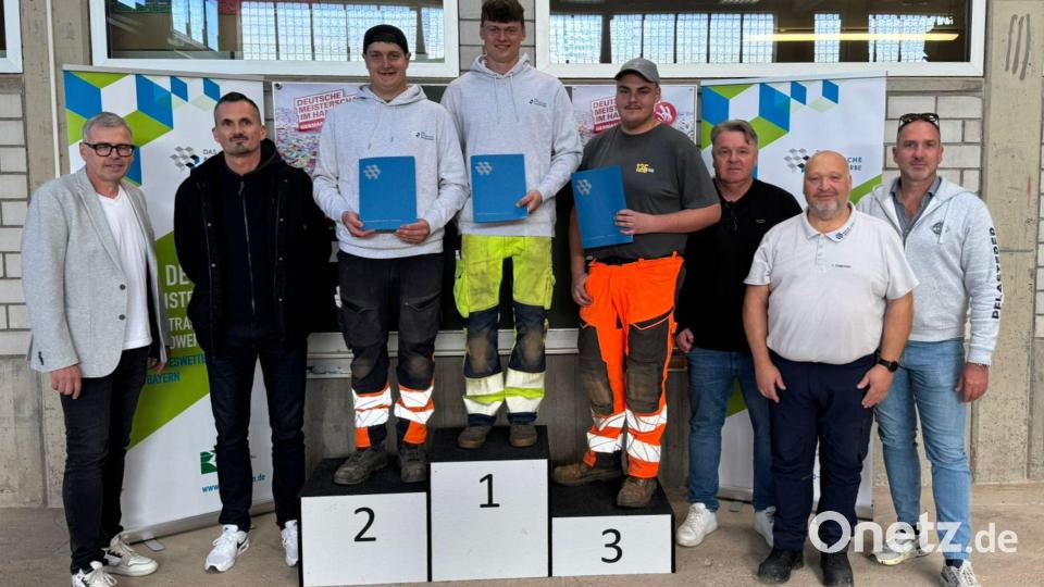 Louis Sichelstiel (Mitte) sicherte sich Platz 1 bei der Bayerischen Handwerkermeisterschaft. Bild: Louis Sichelstiel