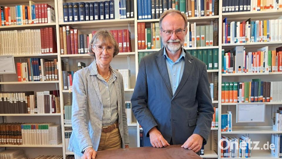Gisela Niemöller und Rudolf Fietz haben den Roman der Widerstandskämpferin Mopsa Sternheim rekonstruiert. Bild: Leon Werth/Landesbibliothek Oldenburg/dpa
