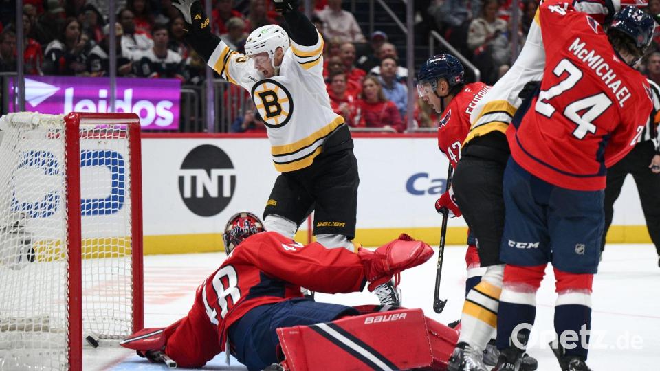 Der erste Treffer in der Amtszeit von Marco Sturm sorgte für Jubel bei den Bruins. Bild: Nick Wass/FR67404 AP/AP/dpa