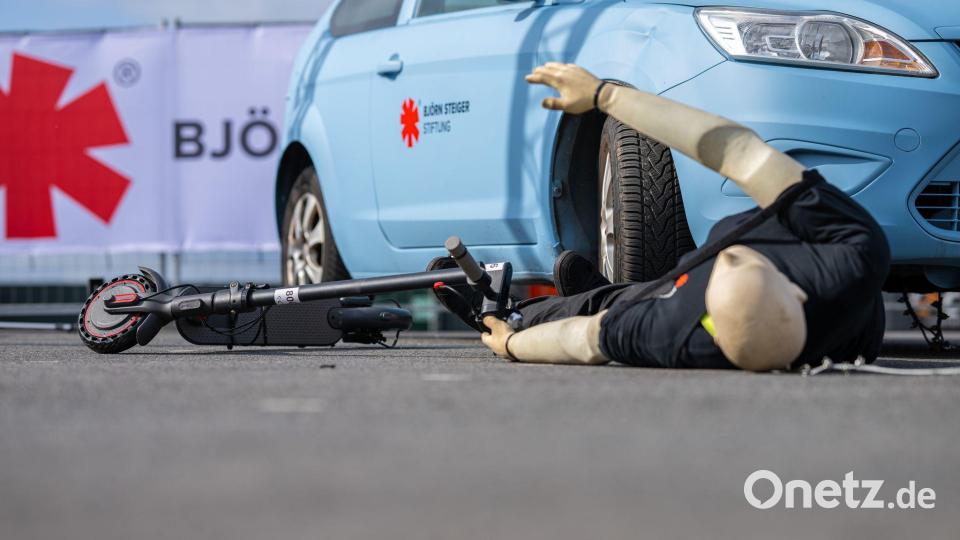 Dieser Unfall wäre wohl lebensgefährlich gewesen. Bild: Guido Kirchner/dpa