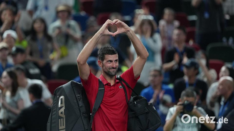 Kämpfte mit Rückenproblemen: Novak Djokovic. Bild: Andy Wong/AP/dpa