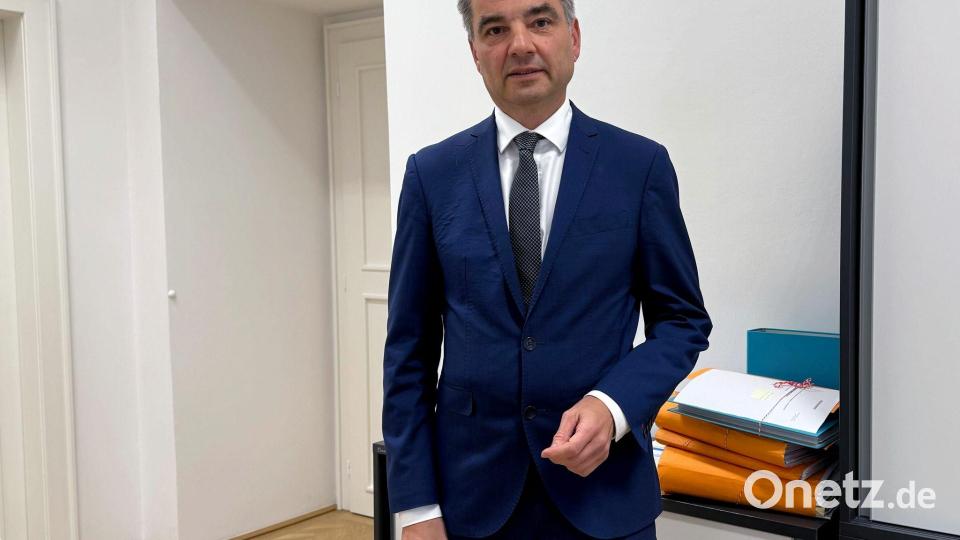 In Österreich sieht der oberste Anwalt der Republik, Wolfgang Peschorn, Parallelen zwischen dem Zusammenbruch des Signa-Imperiums und dem des deutschen Zahlungsdienstleisters Wirecard. Bild: Matthias Röder/dpa