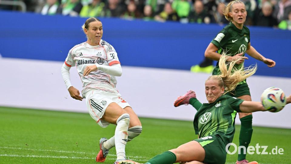 Bayern-Torschützin Klara Bühl (l). Bild: Swen Pförtner/dpa