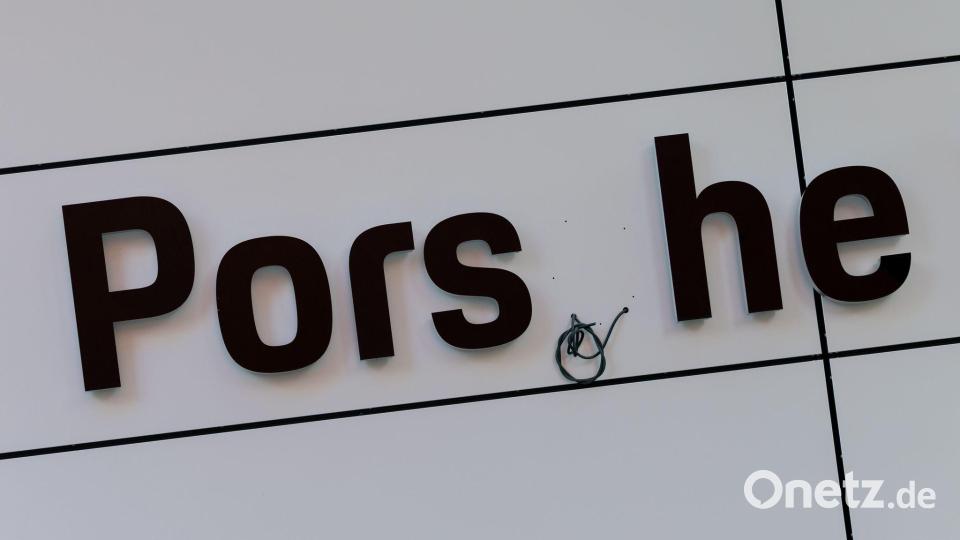 Bei dem Sportwagenbauer läuft es aktuell nicht rund. Bild: Rolf Vennenbernd/dpa