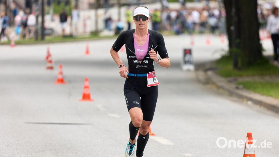 Anne Reischmann ging in der 13. Schwangerschaftswoche auf Hawaii an den Start. Bild: Georg Wendt/dpa