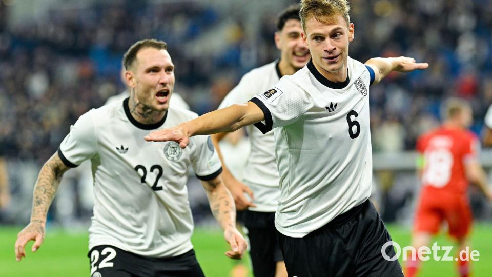 Joshua Kimmich feiert seinen ersten Doppelpack im Nationaltrikot mit einem „Schraubenzieher-Jubel“, wie er hinterher erklärte. Bild: Uwe Anspach/dpa