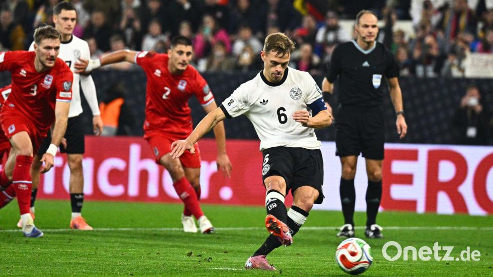 Joshua Kimmich als souveräner Elfmeterschütze im Stil von Harry Kane. Bild: Tom Weller/dpa