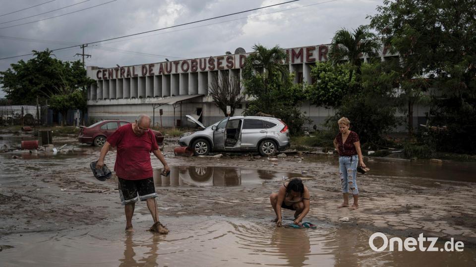 Nach den Unwettern steigt die Zahl der Toten immer weiter. Bild: Felix Marquez/AP/dpa
