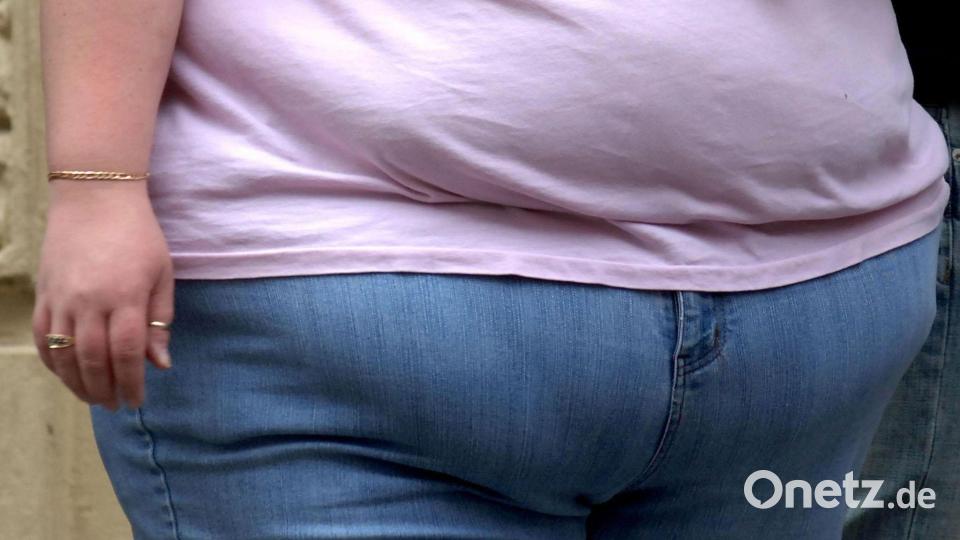 Übergewicht ist ein erhebliches Gesundheitsrisiko. (Symbolbild) Bild: Clara Molden/PA Wire/dpa