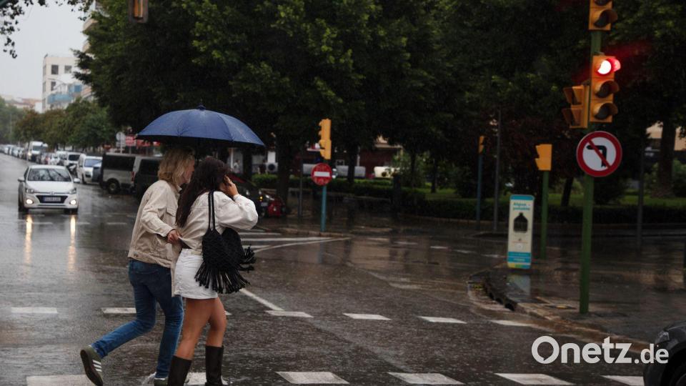 Warnstufe Gelb galt auf Mallorca noch bis 18 Uhr. Bild: Clara Margais/dpa