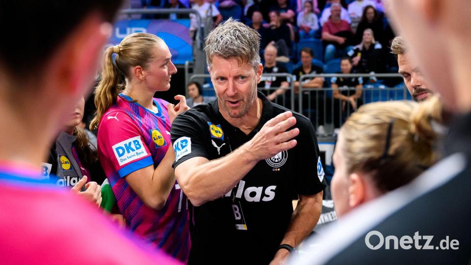 Bundestrainer Markus Gaugisch kann die Heim-WM kaum erwarten. (Archivbild) Bild: Marco Wolf/dpa