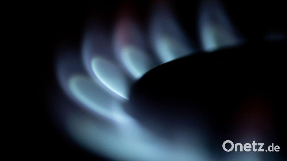 Energie ist günstiger, aber der Preisabstand nicht mehr so groß wie in den Vormonaten. (Symbolbild) Bild: Fabian Sommer/dpa