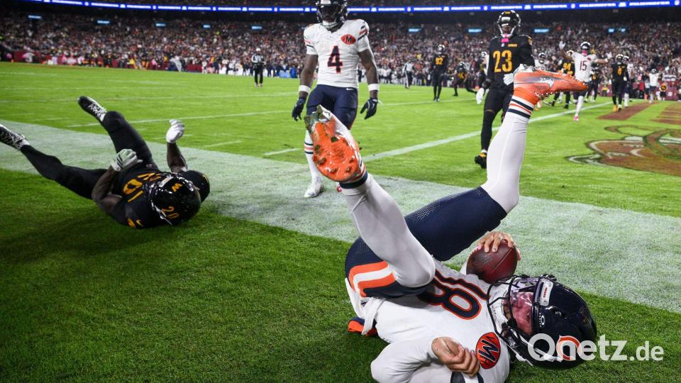 Bears-Spielmacher Caleb Williams trug den Ball zum 13:0 selbst in die Endzone. Bild: Nick Wass/FR67404 AP/AP/dpa