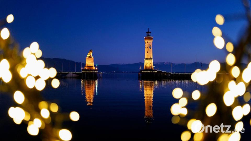 Die Hafenweihnacht ist vom 27. November bis zum 21. Dezember immer donnerstags bis sonntags geöffnet. (Archivbild) Bild: Ulf Vogler/dpa