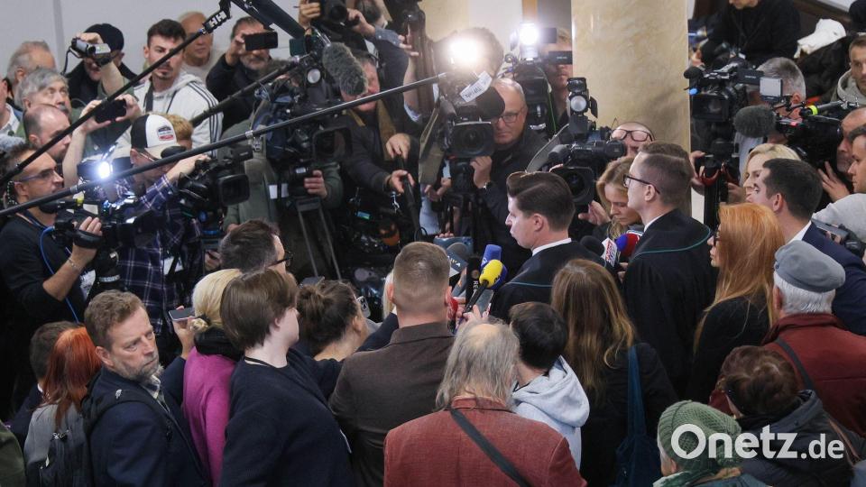 Großes Medieninteresse an der Verhandlung vor dem Bezirksgericht in Warschau Bild: Rafal Guz/PAP/dpa