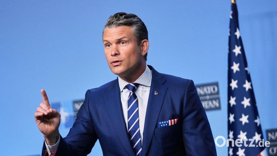 Hegseth droht Russland. (Archivbild) Bild: Virginia Mayo/AP/dpa