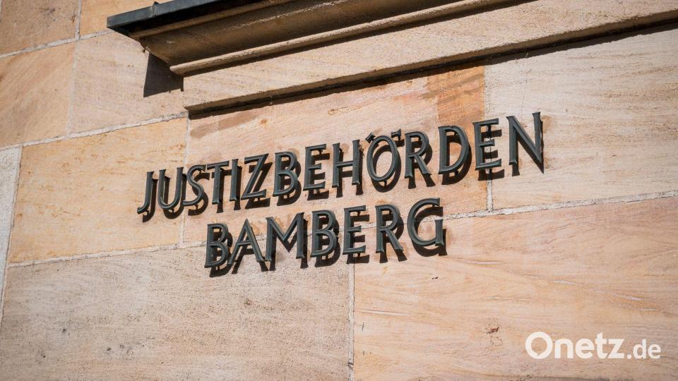 Eine Verurteilung wegen Mordes kam aus Sicht der Strafkammer nicht in Betracht. (Archivbild) Bild: Daniel Vogl/dpa