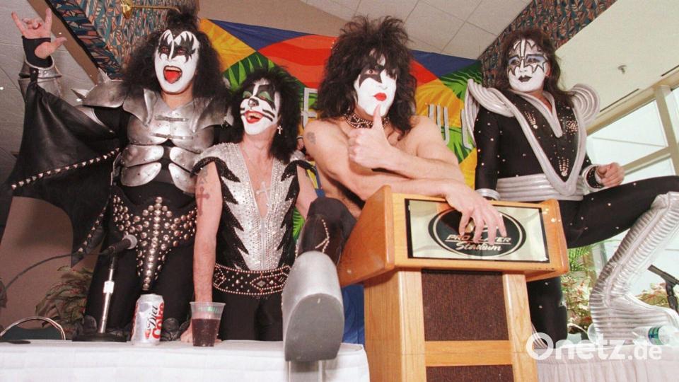 Die Rock-Band Kiss wurde 1973 in New York gegründet. (Archivbild) Bild: Ron Heflin/AP/dpa