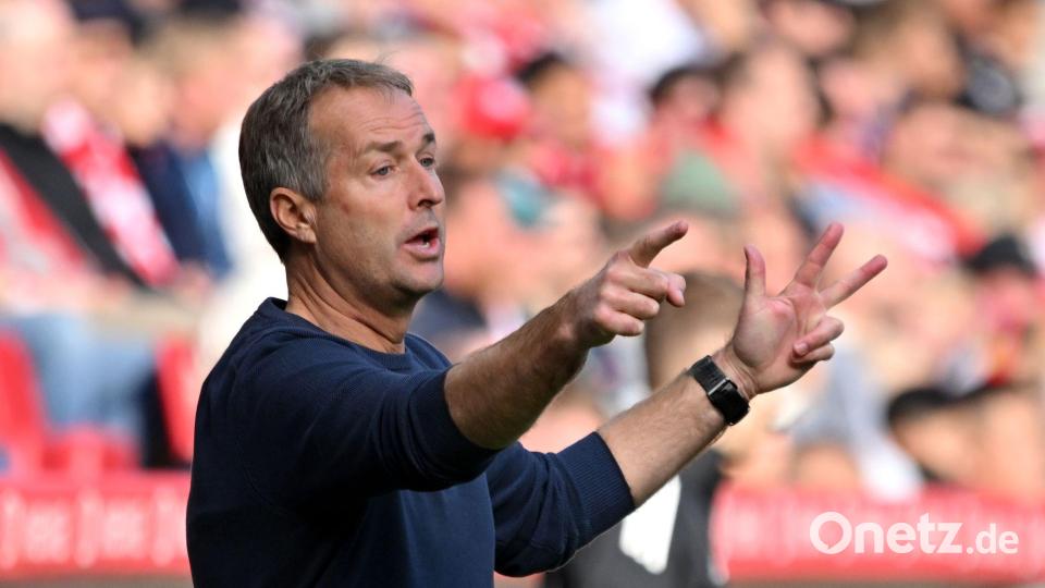 Nach über zehn Jahre Rückkehr an die alte Wirkungsstätte: Bayer-Trainer Kasper Hjulmand. Bild: Torsten Silz/dpa