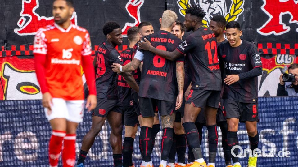 Torjubel für Leverkusen beim FSV Mainz 05. Bild: Torsten Silz/dpa