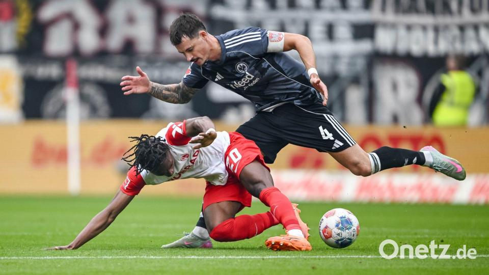 Freiburg und Frankfurt lieferten sich ein intensives Bundesliga-Duell. Bild: Harry Langer/dpa