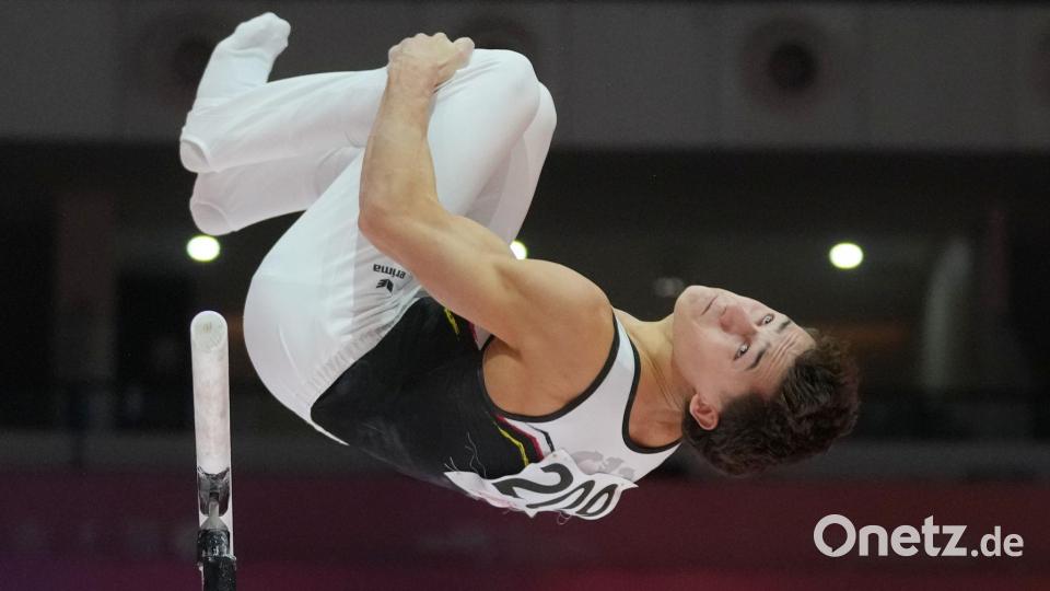 Timo Eder legt Wert auf gute Erwärmung. Bild: Dita Alangkara/AP/dpa