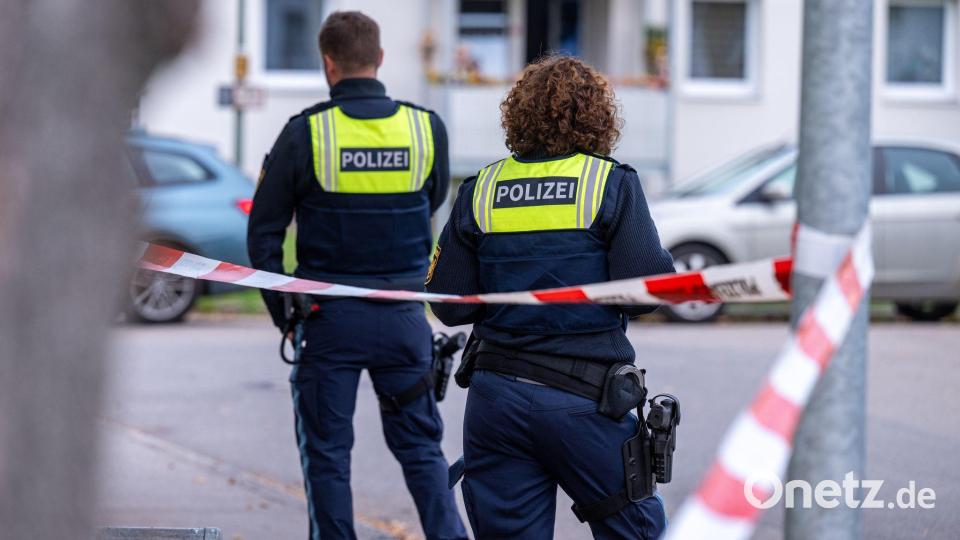 Ein Mann soll die Polizei attackiert haben. Bild: Armin Weigel/dpa