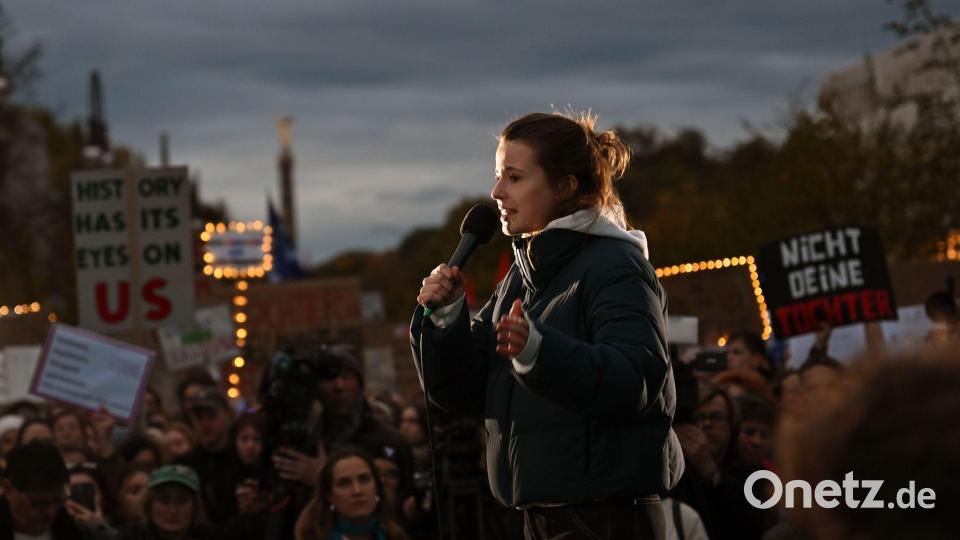 Luisa Neubauer kritisiert Merz für seine Äußerung. Bild: Lilli Förter/dpa