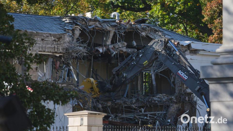 Abrissarbeiten am Ostflügel des Weißen Hauses. Bild: Evan Vucci/AP/dpa