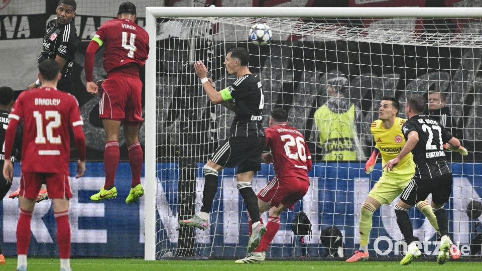 Ecke, Kopfball, Tor: So einfach ging es für Liverpool. Bild: Arne Dedert/dpa