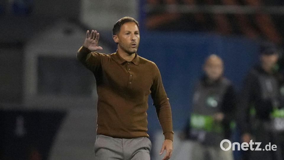 Trainer Domenico Tedesco steht mit Fenerbahce vor einem spannenden Spiel gegen Stuttgart. (Archivbild) Bild: Darko Bandic/AP/dpa