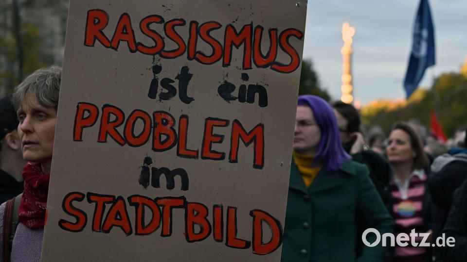 Aufgerufen zu der Demo hatte unter anderem die Aktivistin Luisa Neubauer. Bild: Lilli Förter/dpa